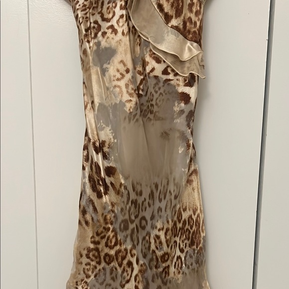 L’Equipe Leopard Print Asymmetrical Dress - Picture 4 of 10